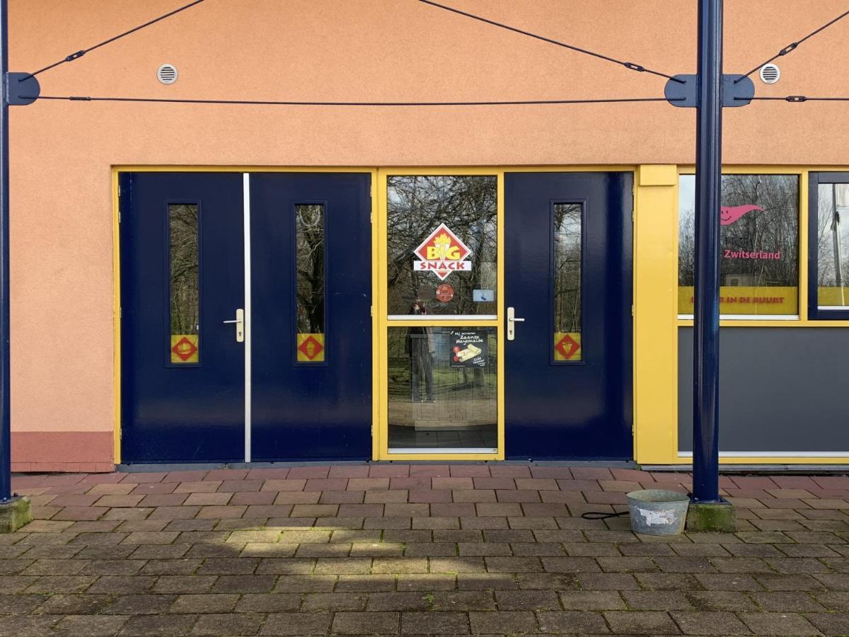 Vakantiepark Bergumermeer - 689 Suameer Exterior foto