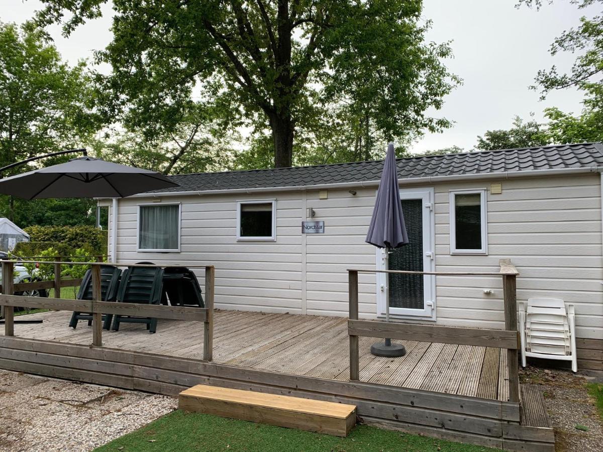 Vakantiepark Bergumermeer - 689 Suameer Exterior foto
